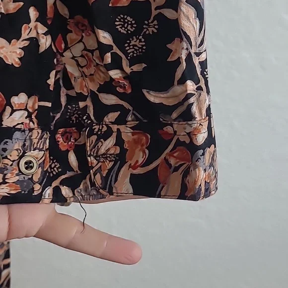 Angie Black and Tan Floral Dress Mini Size Small - Picture 8 of 8